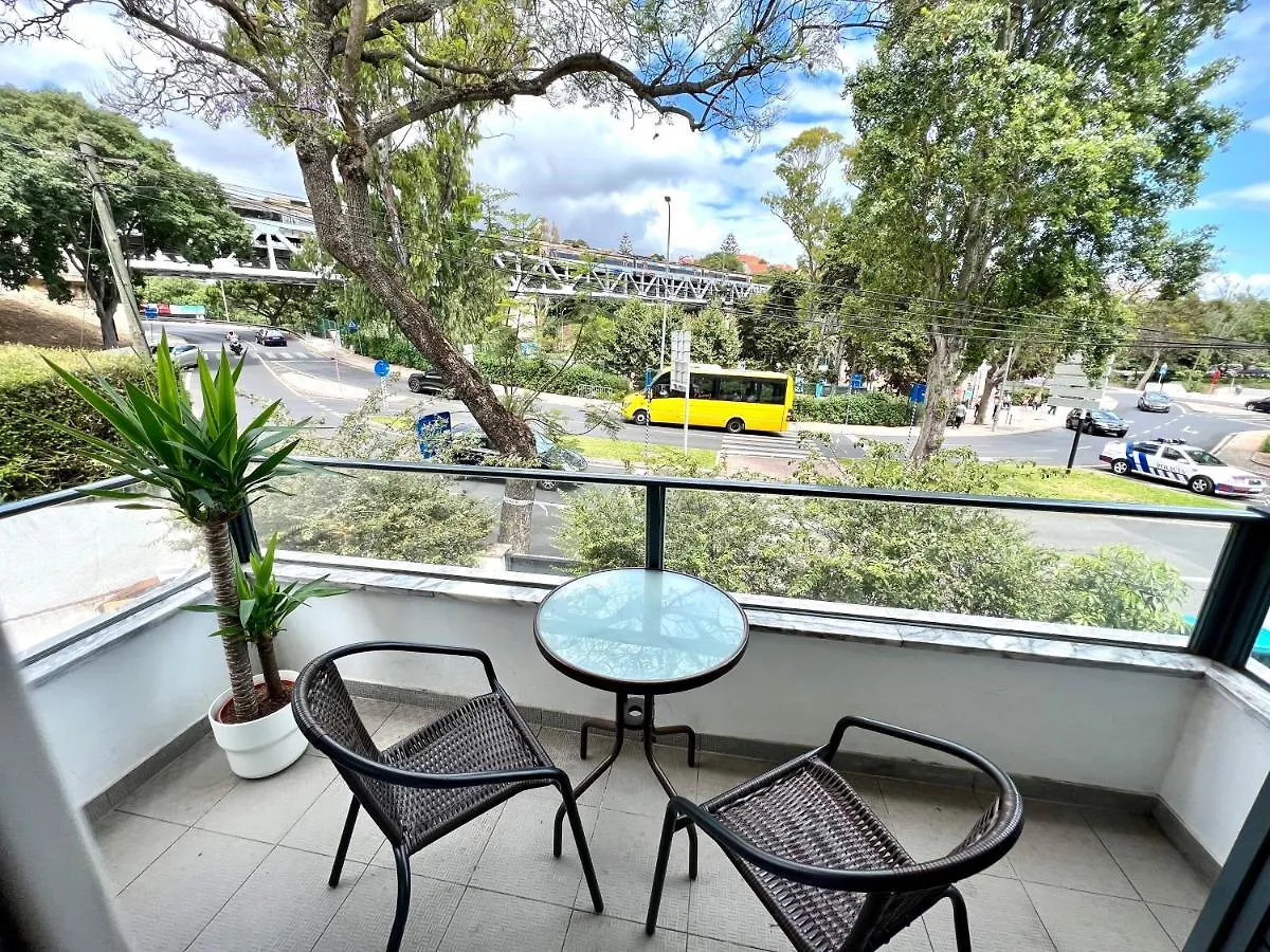 Oeiras Beach Guest House