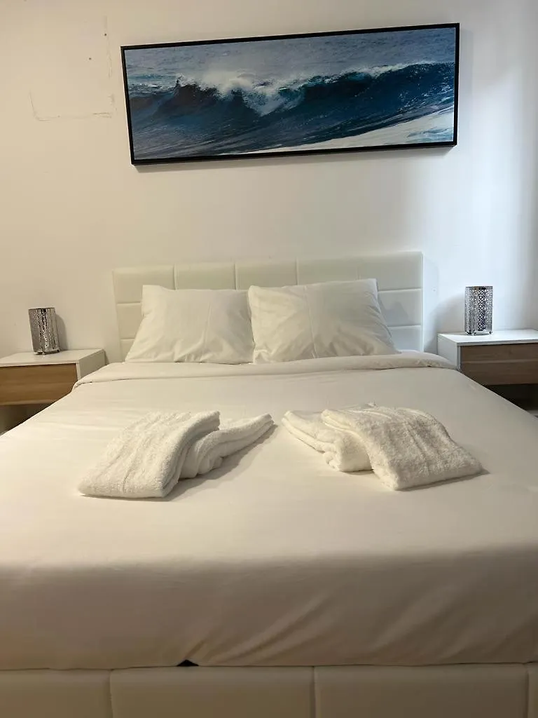 Oeiras Beach Guest House Portugal